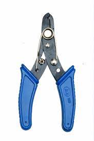 Wire stripper tool for removing insulation