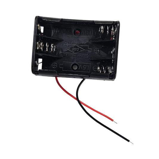 3 × AAA Battery Holder with Wire Leads – 4.5V Output